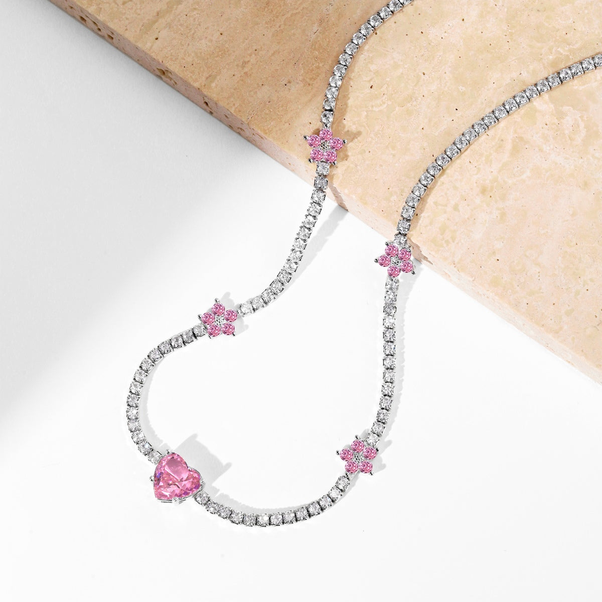 [Royal]Dazzling Pink Heart Flower Necklace