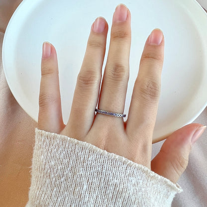 [Royal]Delicate Sparkling Round Cut Daily Ring