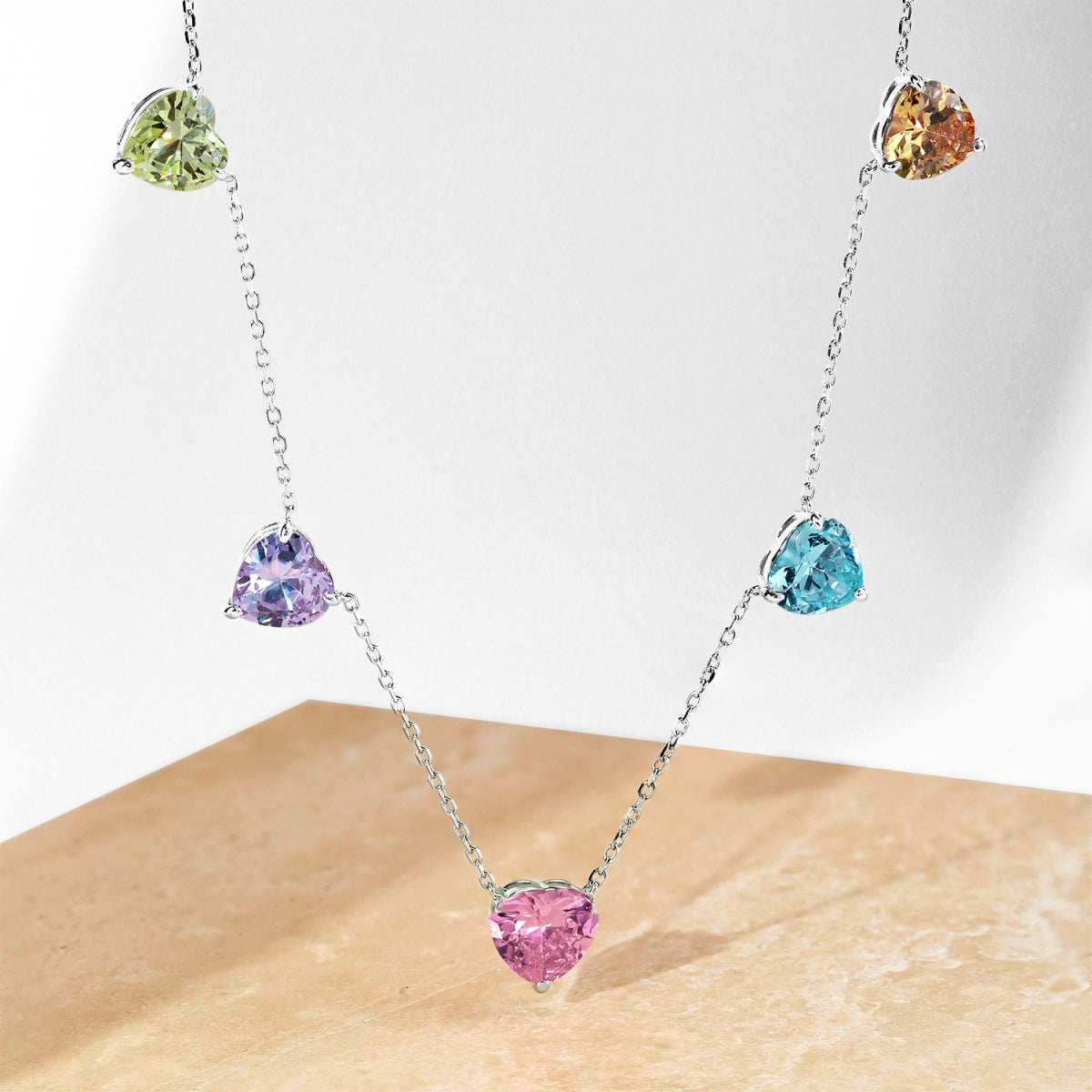 [Royal]Sparkling Colorful Heart Cut Necklace