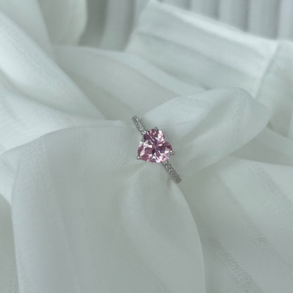 [Royal]2.0 Carat Dazzling Lustrous Heart Cut Lover Ring