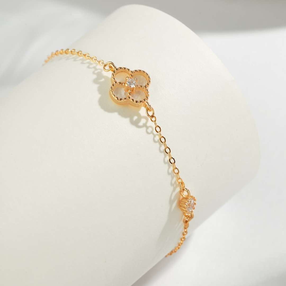 [Royal]Delicate Four Leaf Clover Bracelet