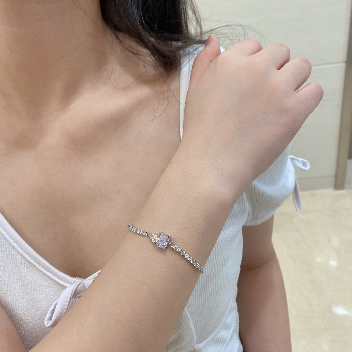 [Royal]Dazzling Unique Multi Shape Lover Bracelet