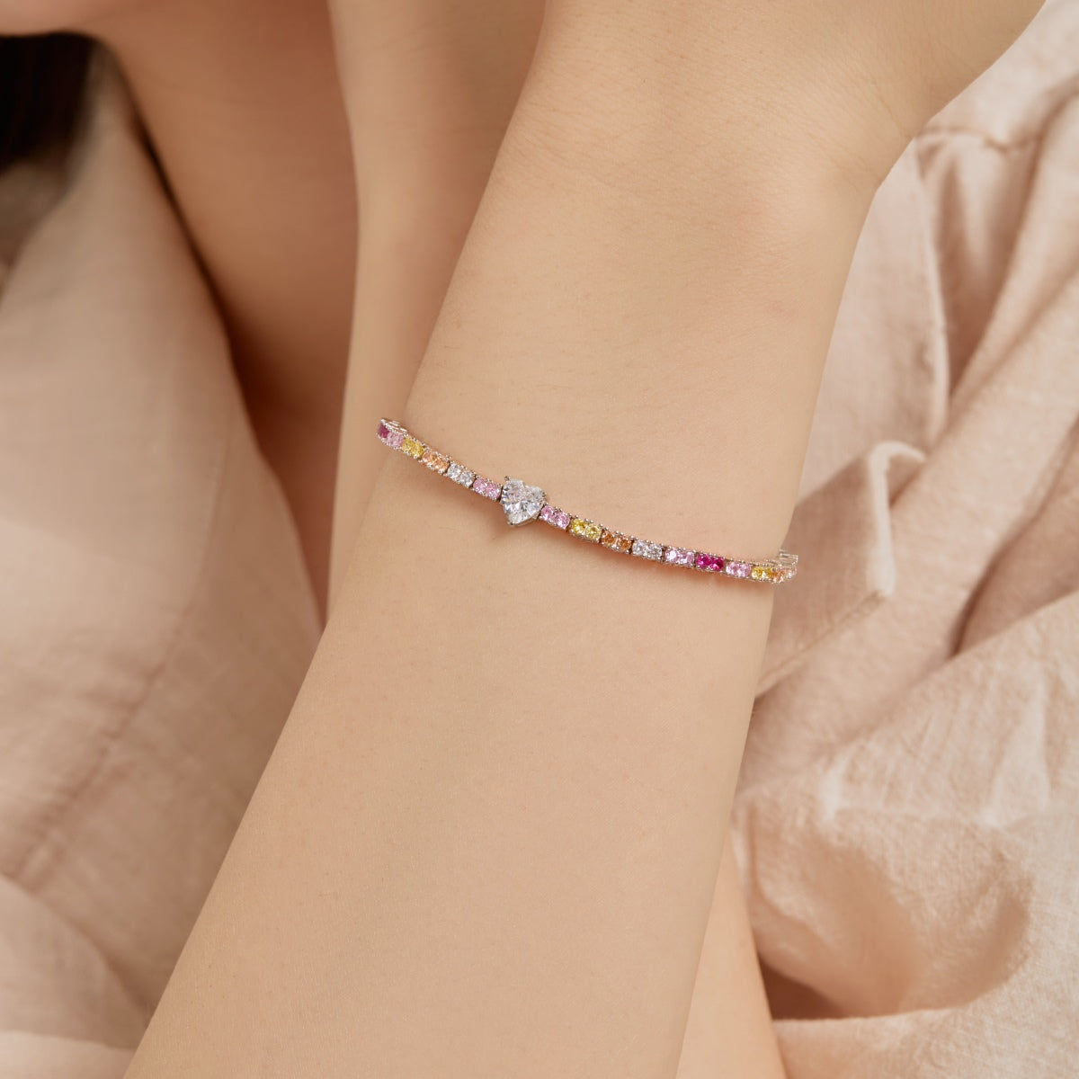 [Royal]Delicate Romantic Heart Shape Lover Bracelet