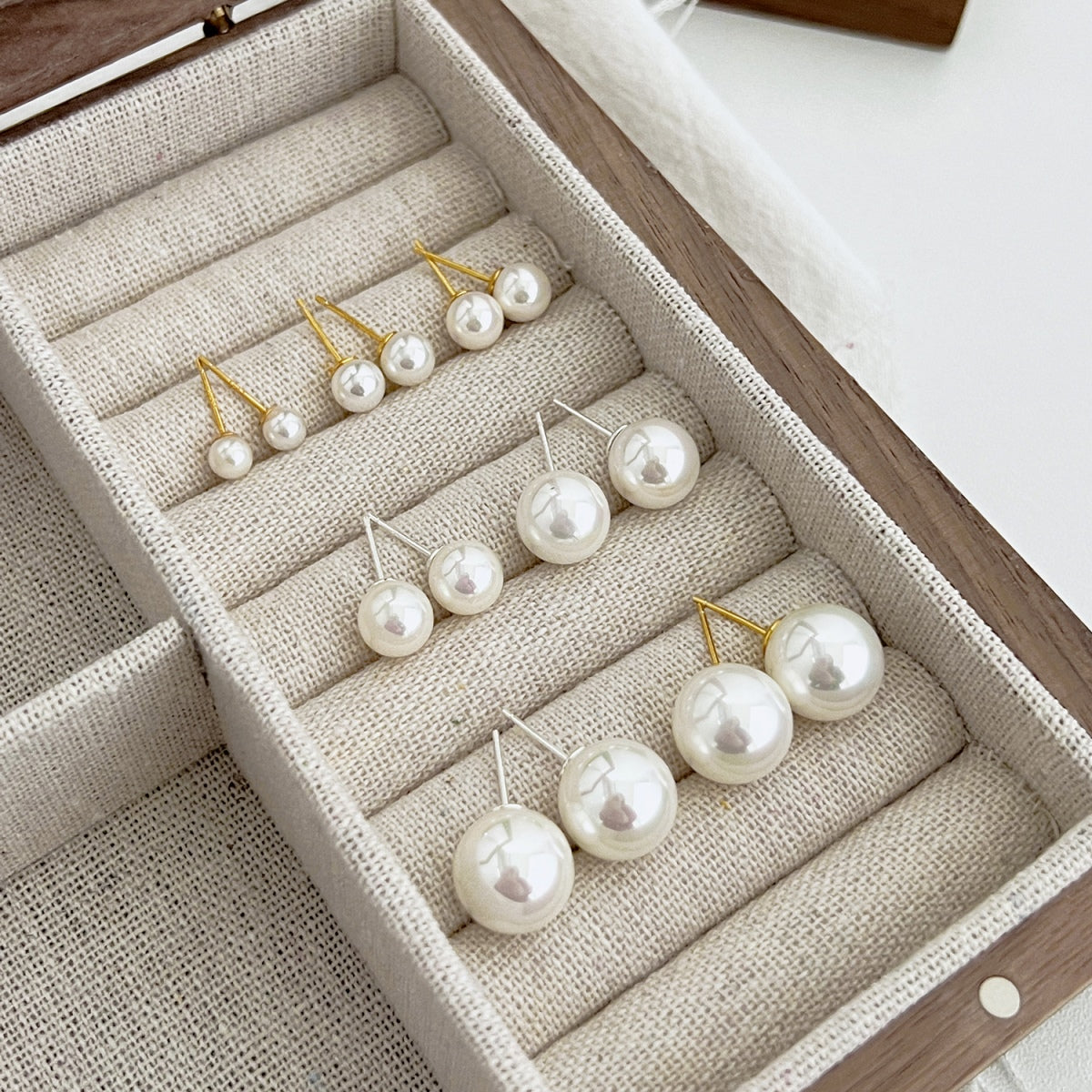 [Royal]Delicate Pearl Earrings