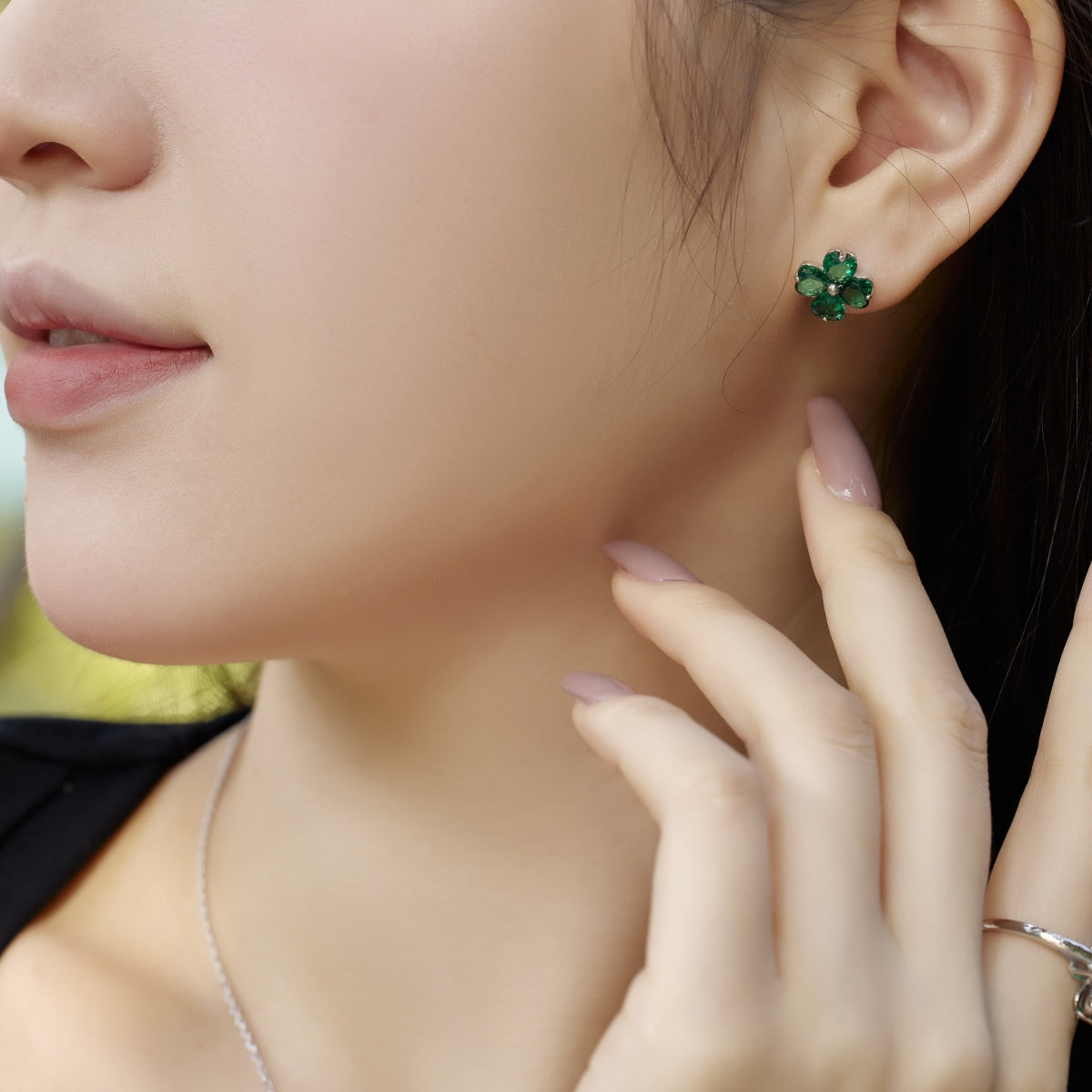 [Royal]Four-Leaf Clover Ball Earrings