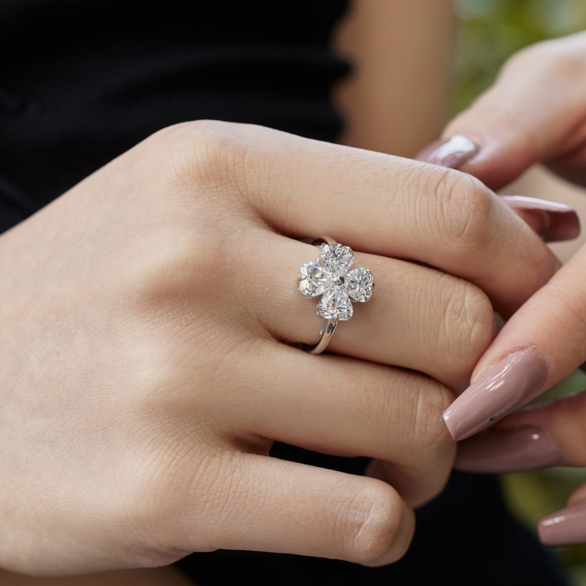 [Royal]Heart-shaped Four-Leaf Clover Ball Ring