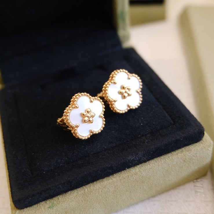 [Royal]LUCKY PINK GOLD WHITE MOP EARRINGS