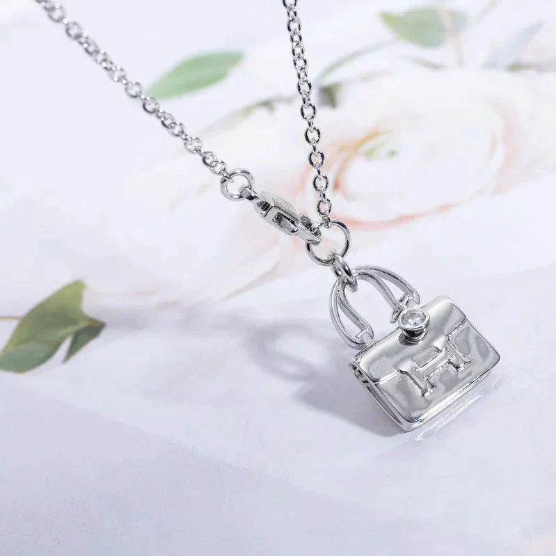 [Royal]AMULETTE PEDANT SILVER NECKLACE