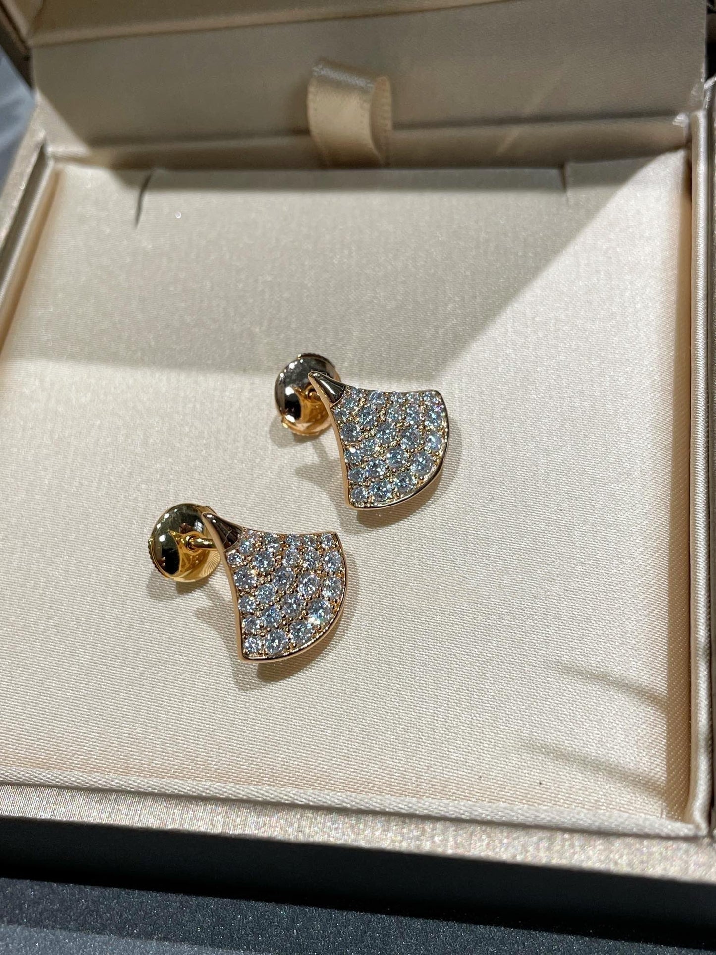 [Royal]DREAM STUD EARRINGS DIAMOND