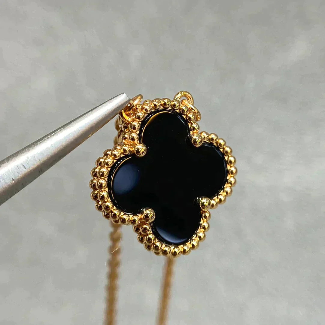 [Royal]CLOVER 15MM BLACK ONYX SINGLE FLOWER NECKLACE