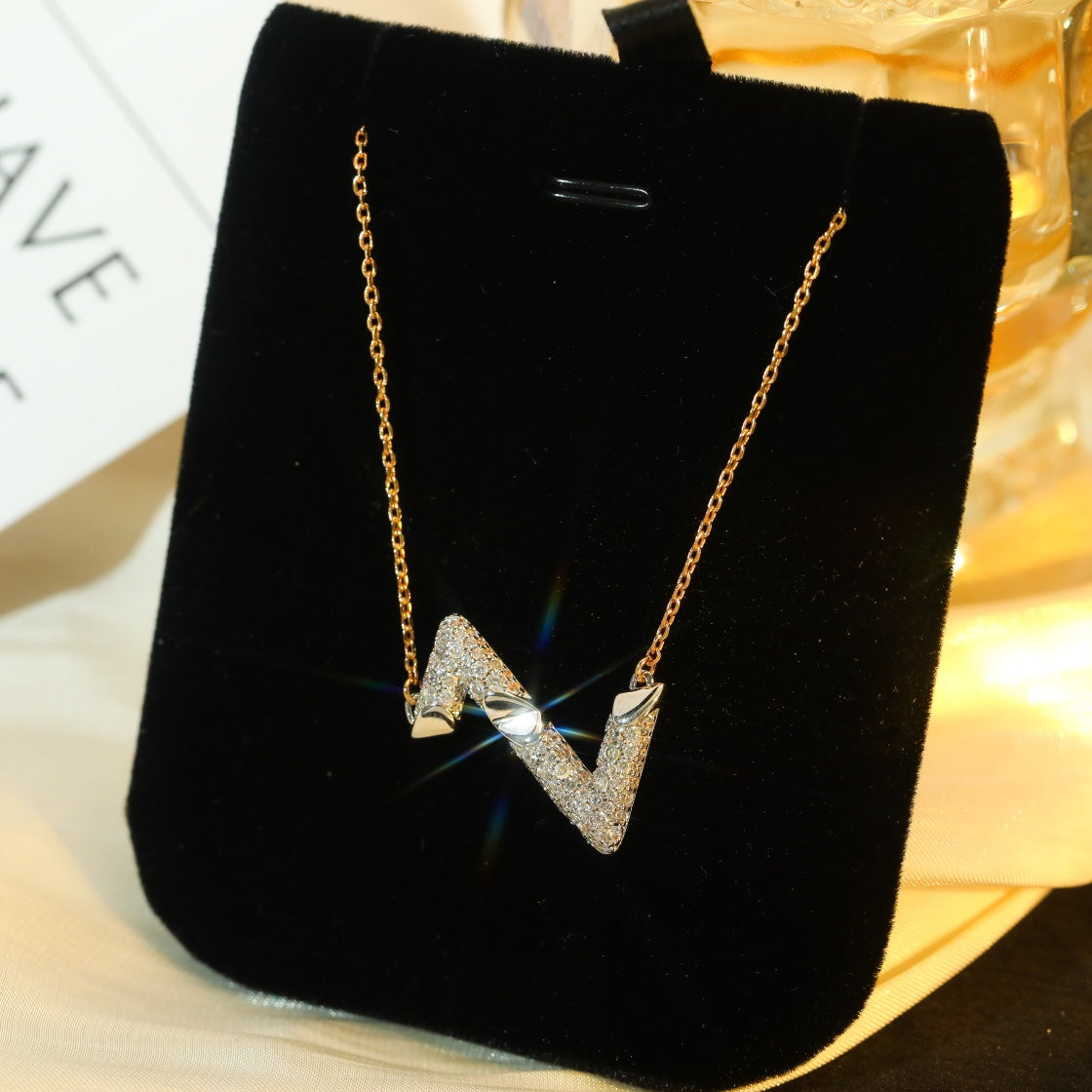 [Royal]VOLT SILVER DIAMOND PEDANT NECKLACE