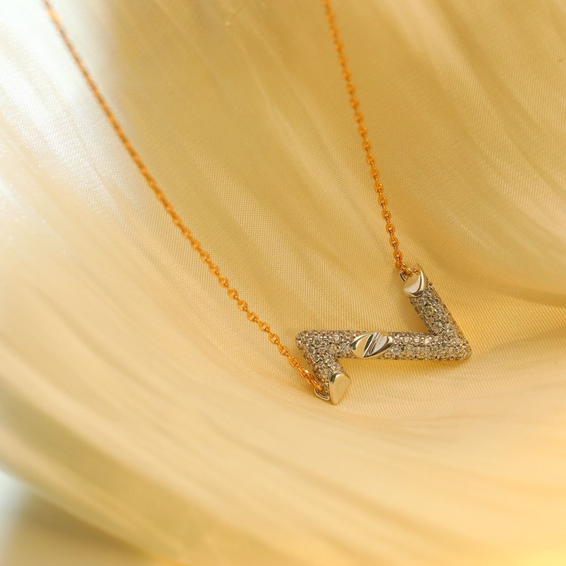 [Royal]VOLT SILVER DIAMOND PEDANT NECKLACE