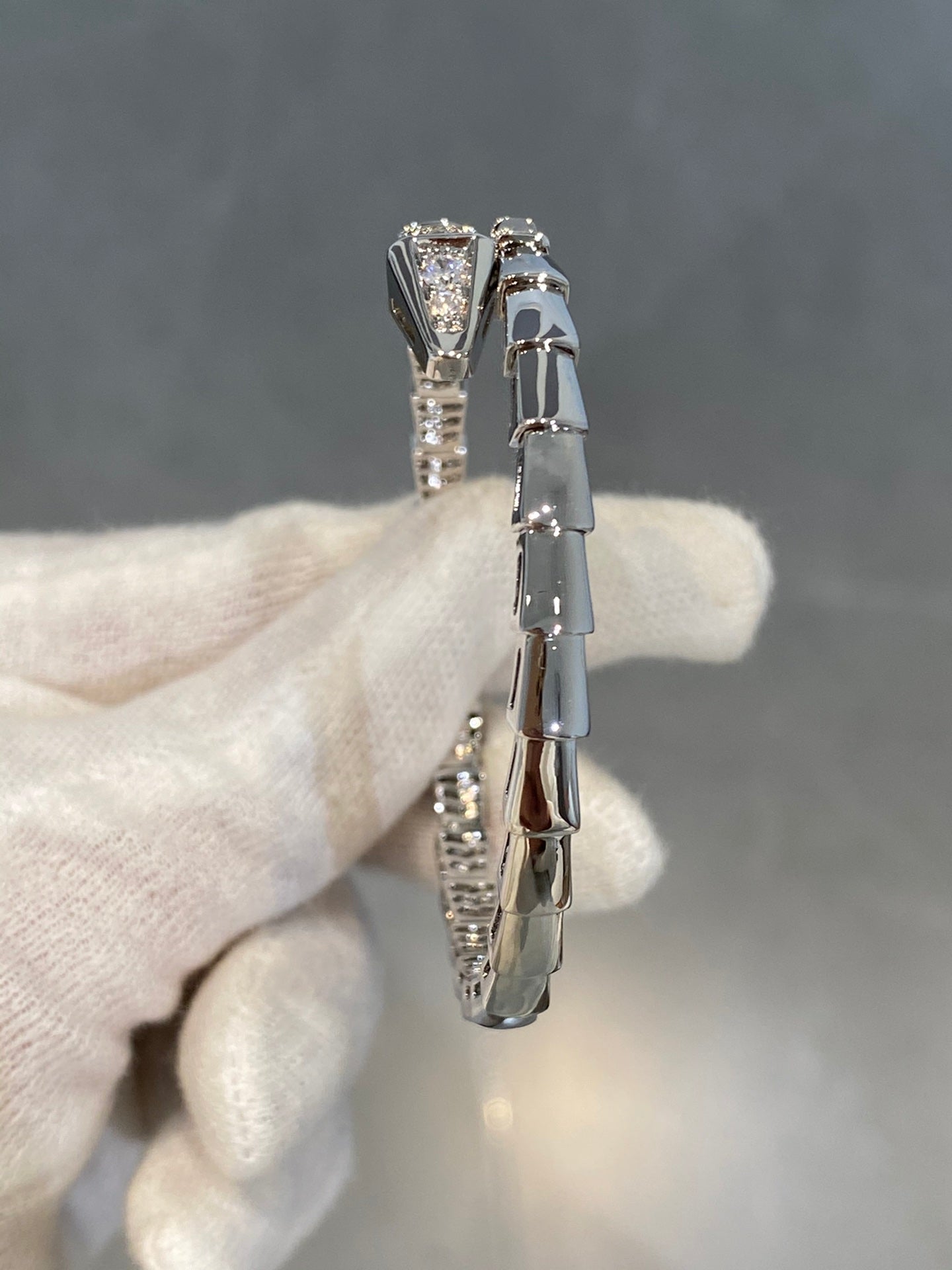 [Royal]SERPENTI BRACELET DIAMONDS SILVER