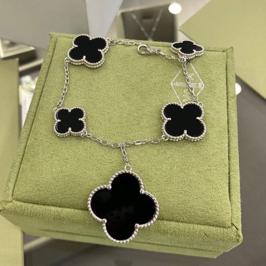 [Royal]CLOVER 5 MOTIFS SIVLER ONYX BRACELET