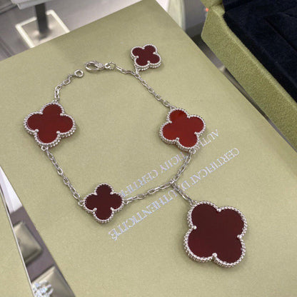 [Royal]CLOVER 5 MOTIFS SIVLER CARNELIAN BRACELET