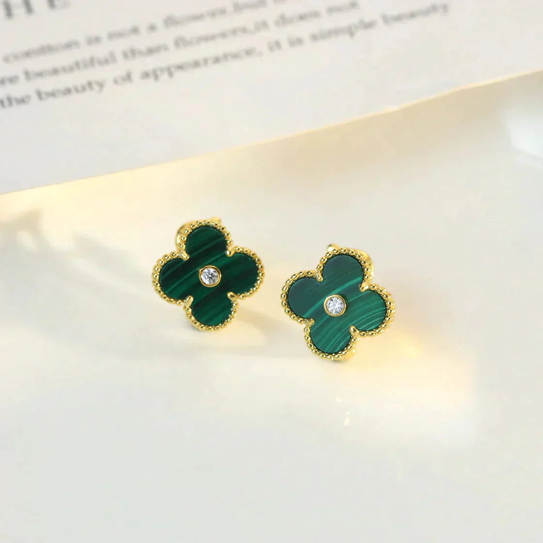 [Royal]CLOVER MEDIUM 1 MOTIFS MALACHITE DIAMOND EARRINGS