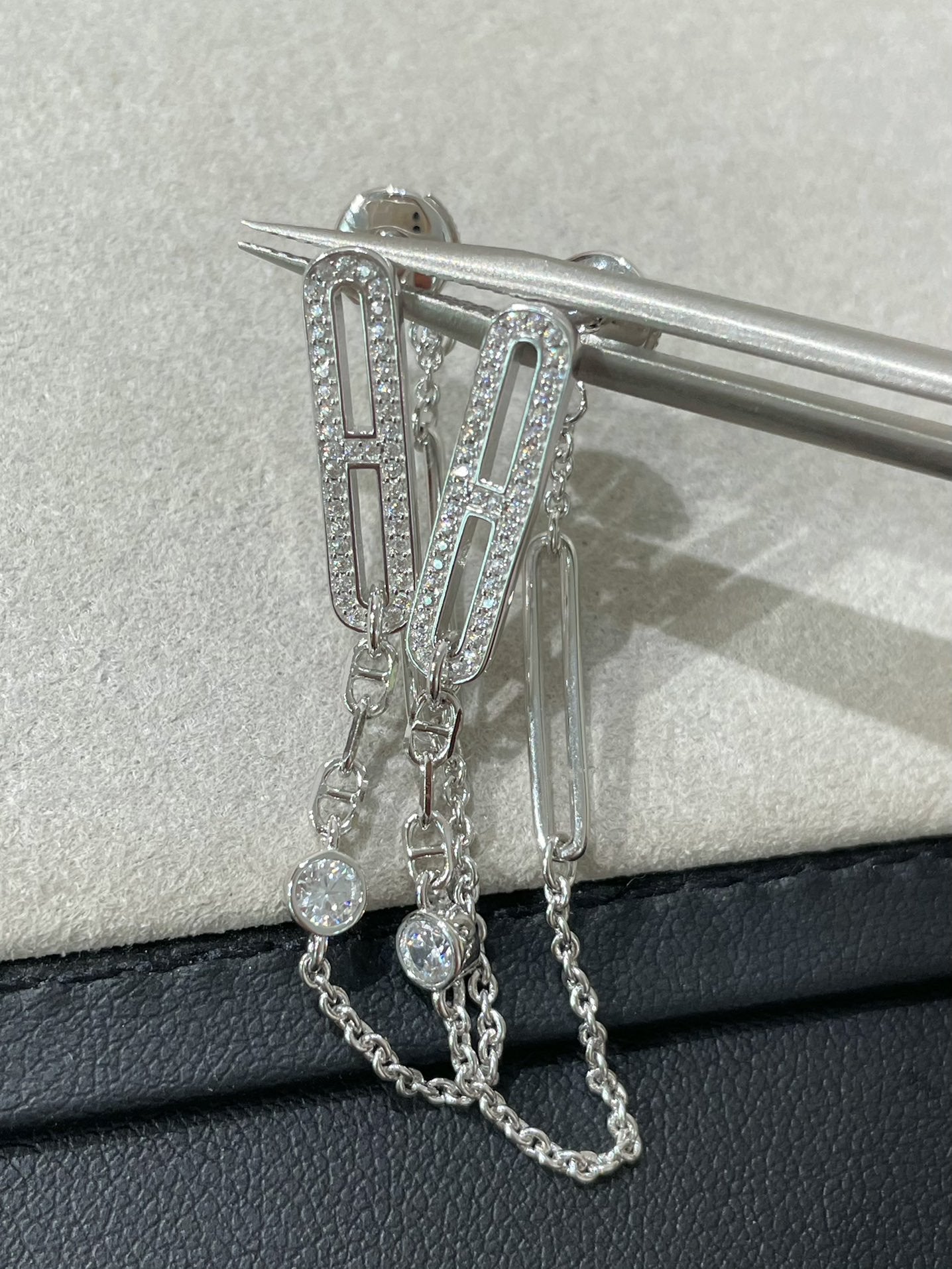 [Royal]CHAINE CHAOS DIAMOND DROP EARRINGS