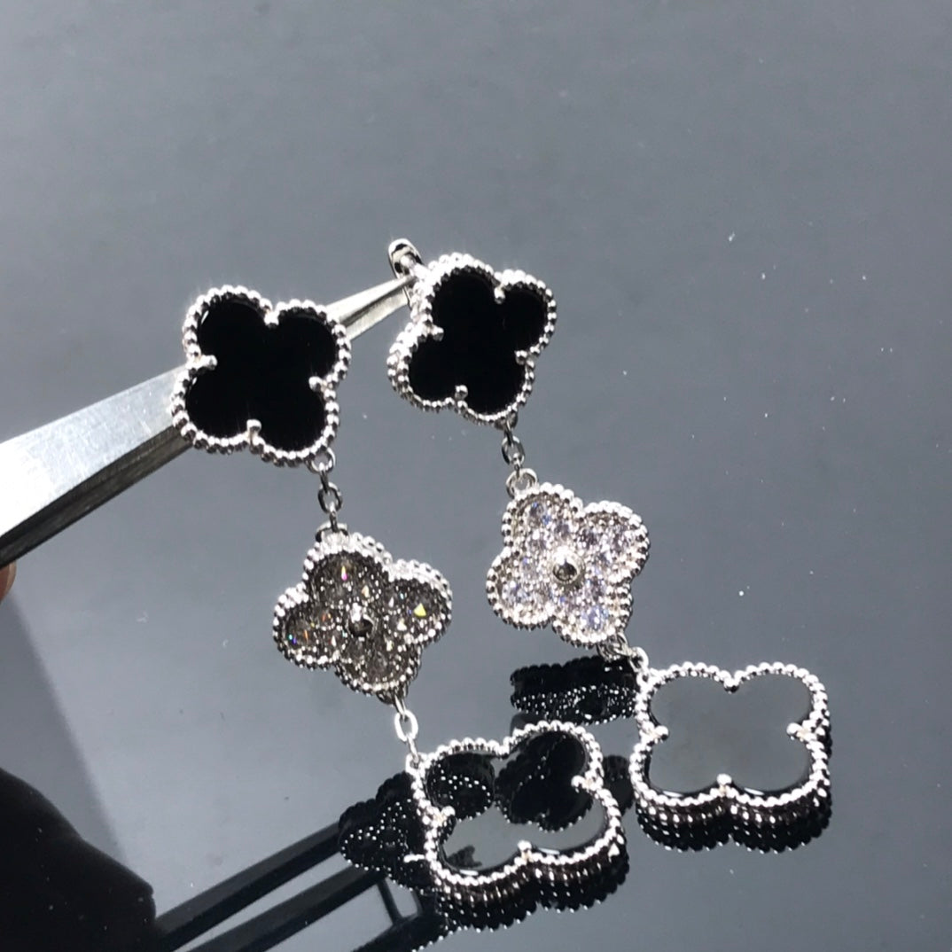 [Royal]CLOVER 3 MOTIF DIAMOND ONYX SILVER EARRINGS