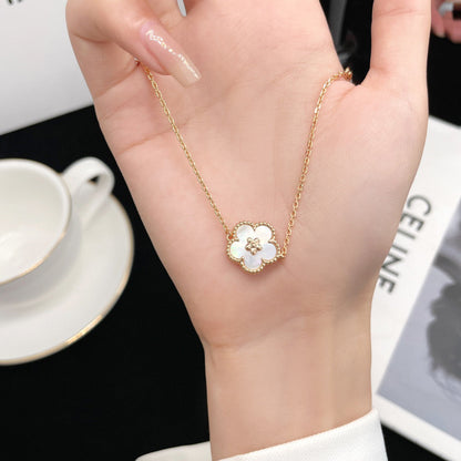 [Royal]LUCKY WHITE MOP PLUM BLOSSOM  BRACELET