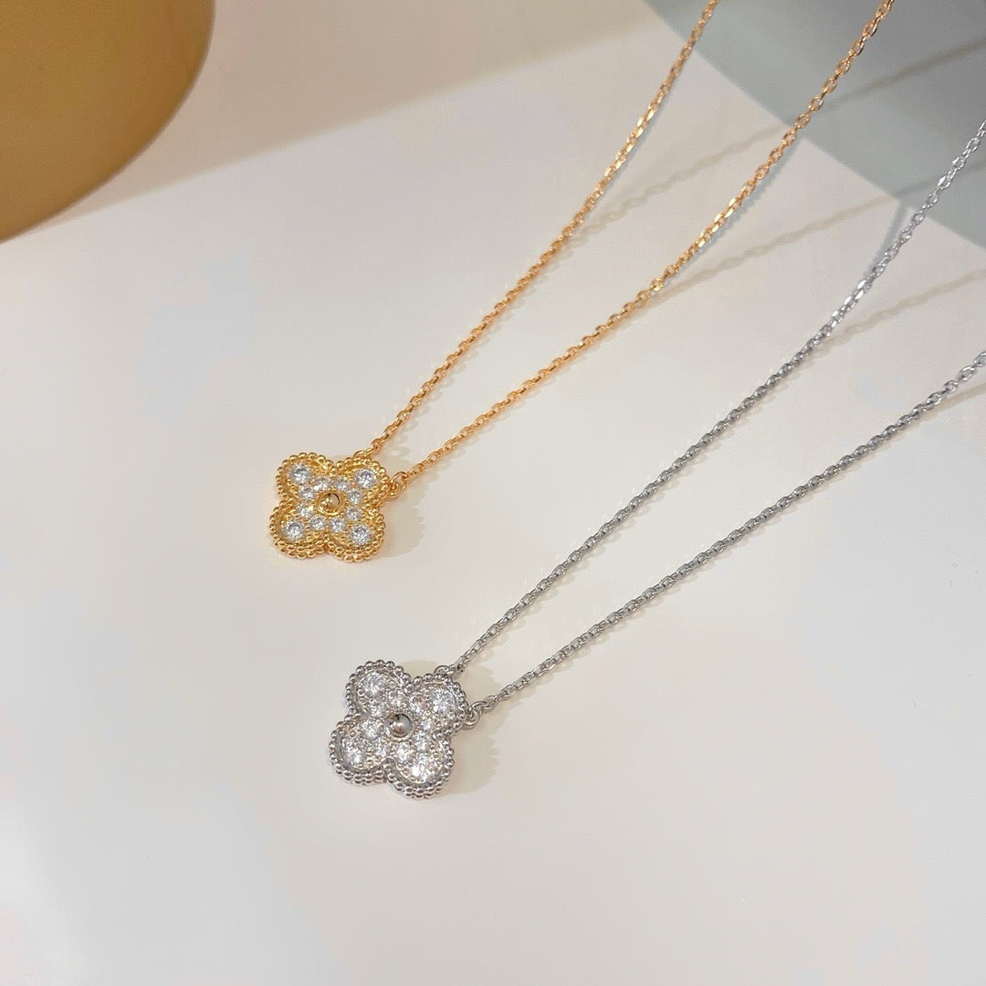 [Royal]CLOVER 15MM DIAMOND SINGLE FLOWER NECKLACE