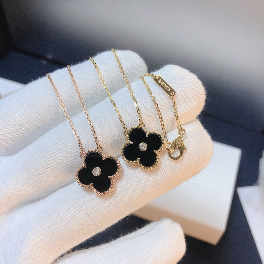 [Royal]CLOVER 15MM DIAMOND ONYX NECKLACE