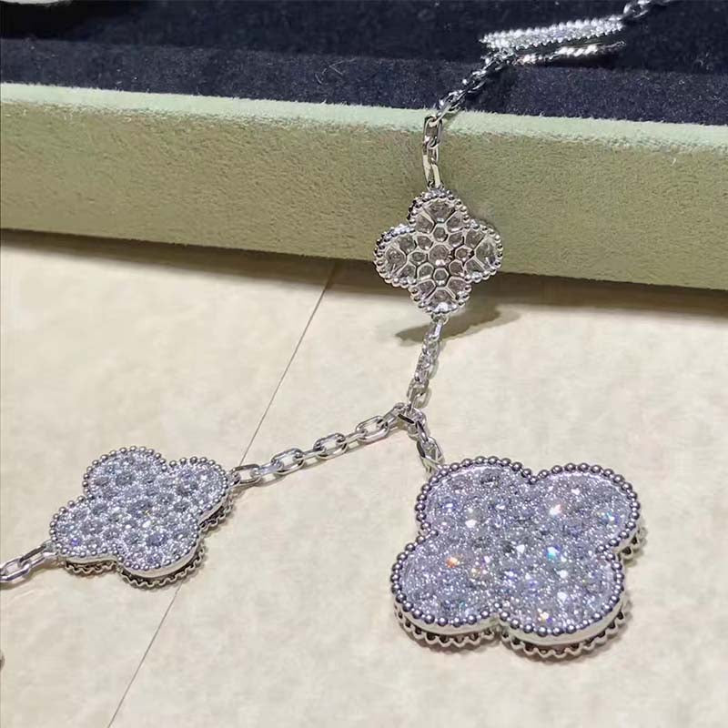 [Royal]CLOVER 6 MOTIFS SILVER DIAMOND BRACELET