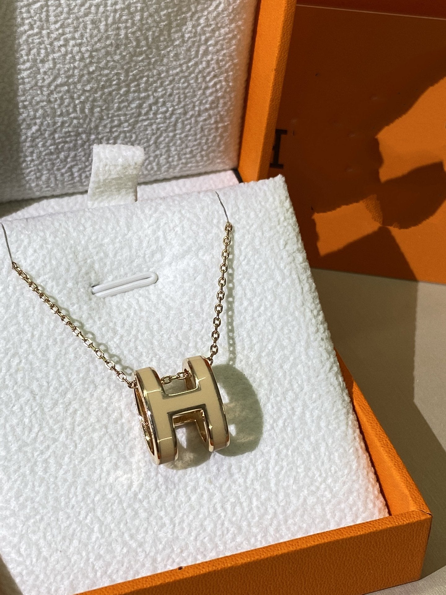 [Royal]HM CLIC YELLOW ENAMEL GOLD NECKLACE