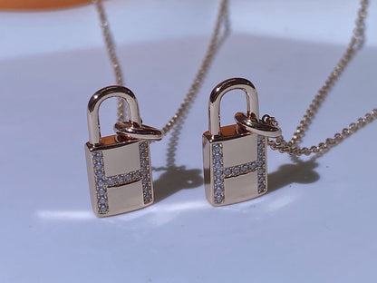 [Royal]HM ADVANCED NICHE LOCK HEAD NECKLACE DIAMONDS