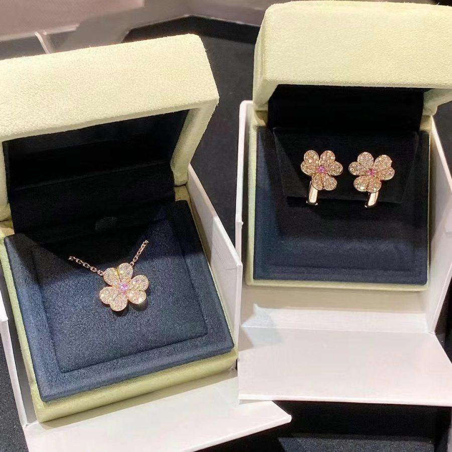 [Royal]FRIVOLE PINK GOLD FLOWER DIAMOND EARRINGS