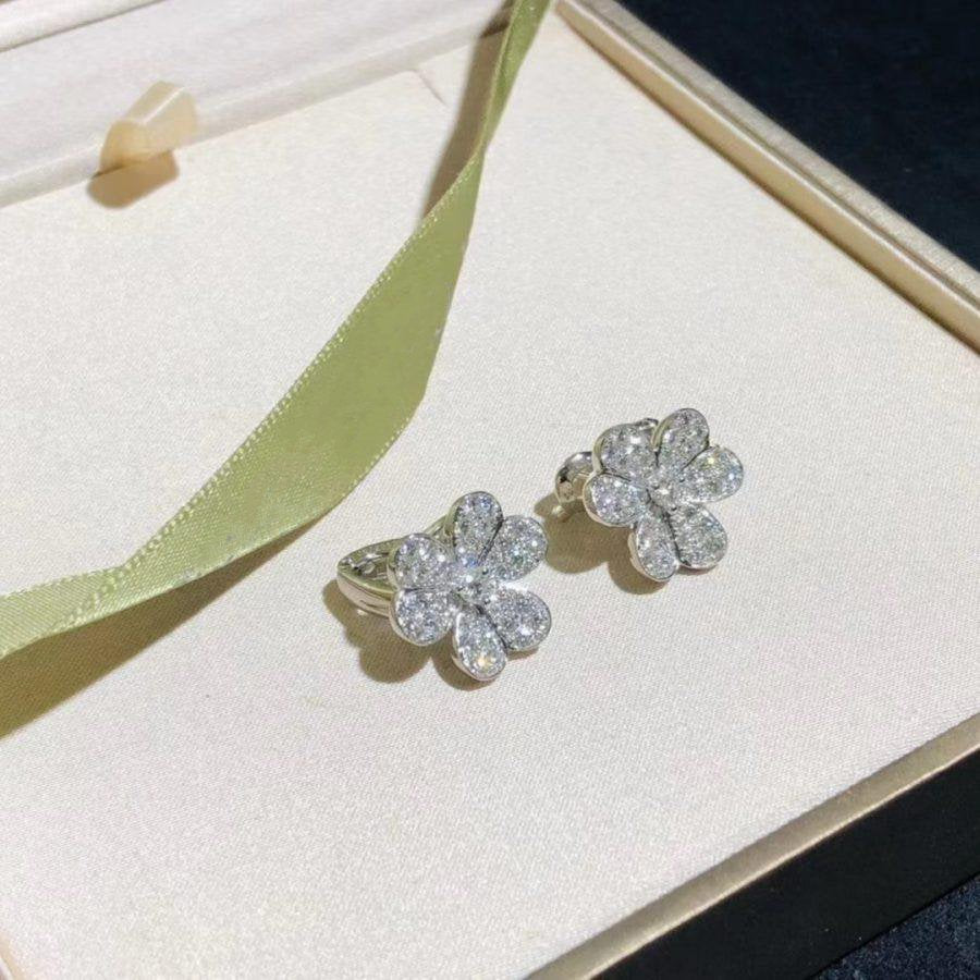 [Royal]FRIVOLE SILVER FLOWER DIAMOND EARRINGS