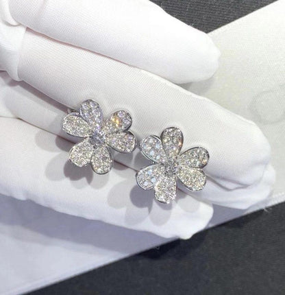 [Royal]FRIVOLE SILVER FLOWER DIAMOND EARRINGS