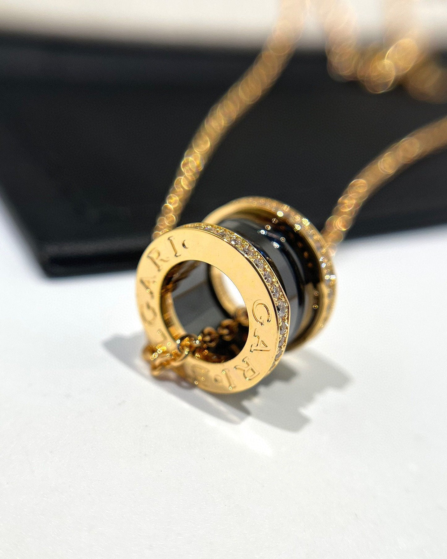 [Royal]ZERO 1 BLACK CERAMIC DIAMOND PINK GOLD NECKLACE